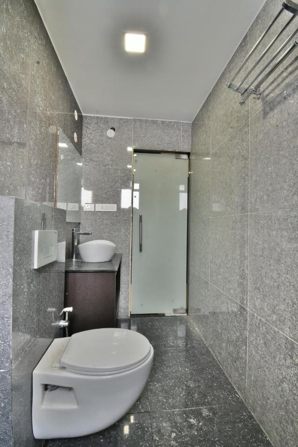 The Clovers Inn Patna  Extérieur photo